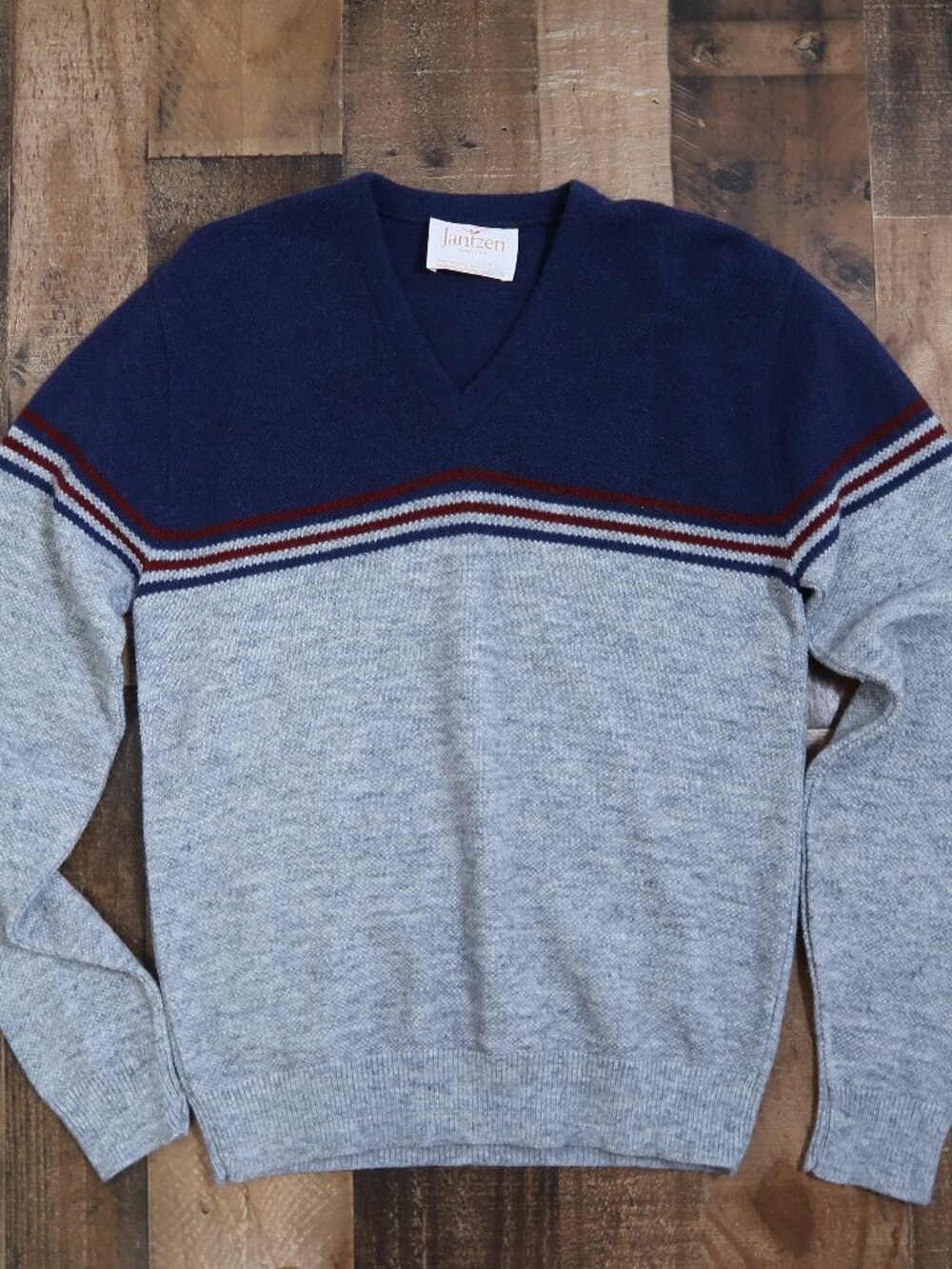 Vintage Jantzen Mens Medium V Neck Blue & Grey Sweater Striped